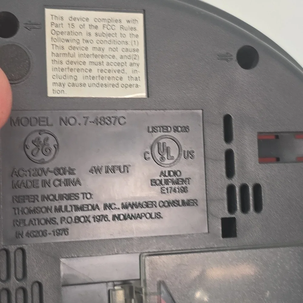 GE AM/FM Clock Radio Alarm Digital Clock and Wake Set Model # 7-4837C Works